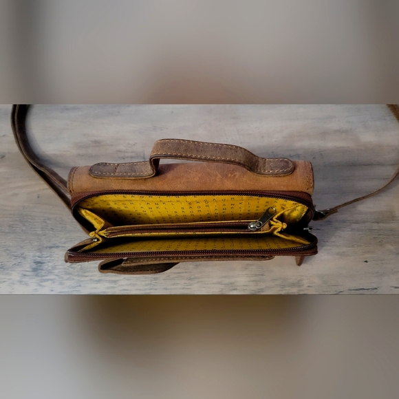 Adrian Klis Leather Handbag - Picture 3 of 3